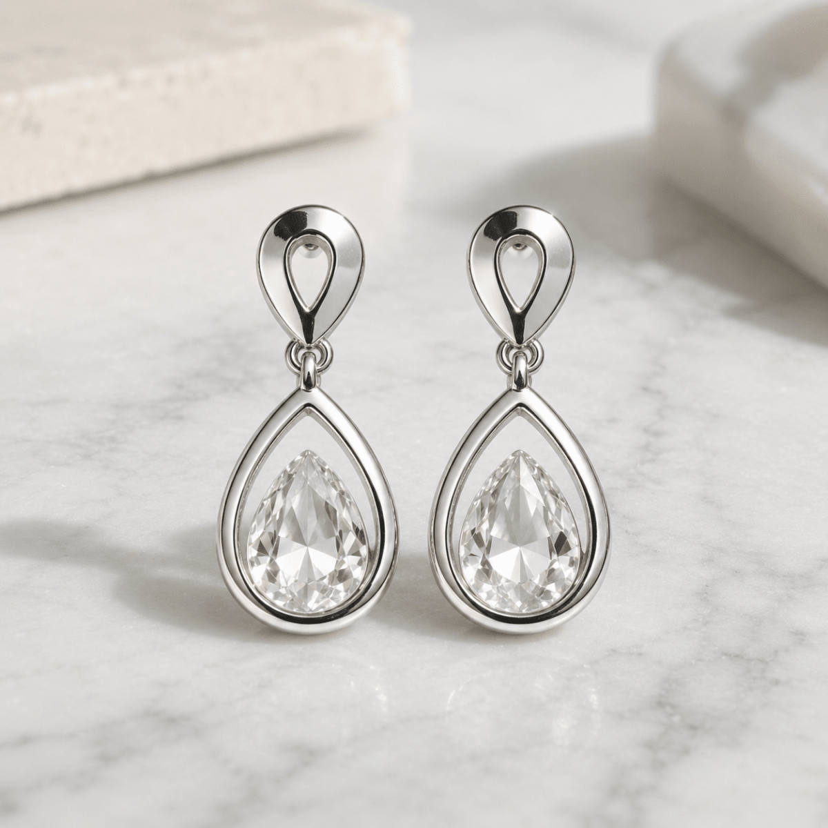 Elara | Teardrop Crystal Drop Earrings - Klementina Boutique